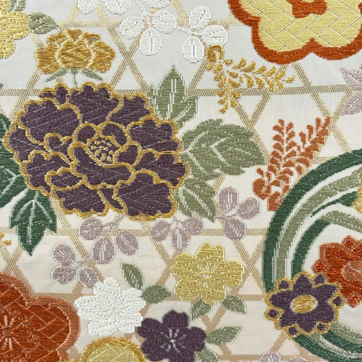 袋帶 秀品級 關西仕立 花丸紋 牡丹 刺繡 米色 六通 純蠶絲