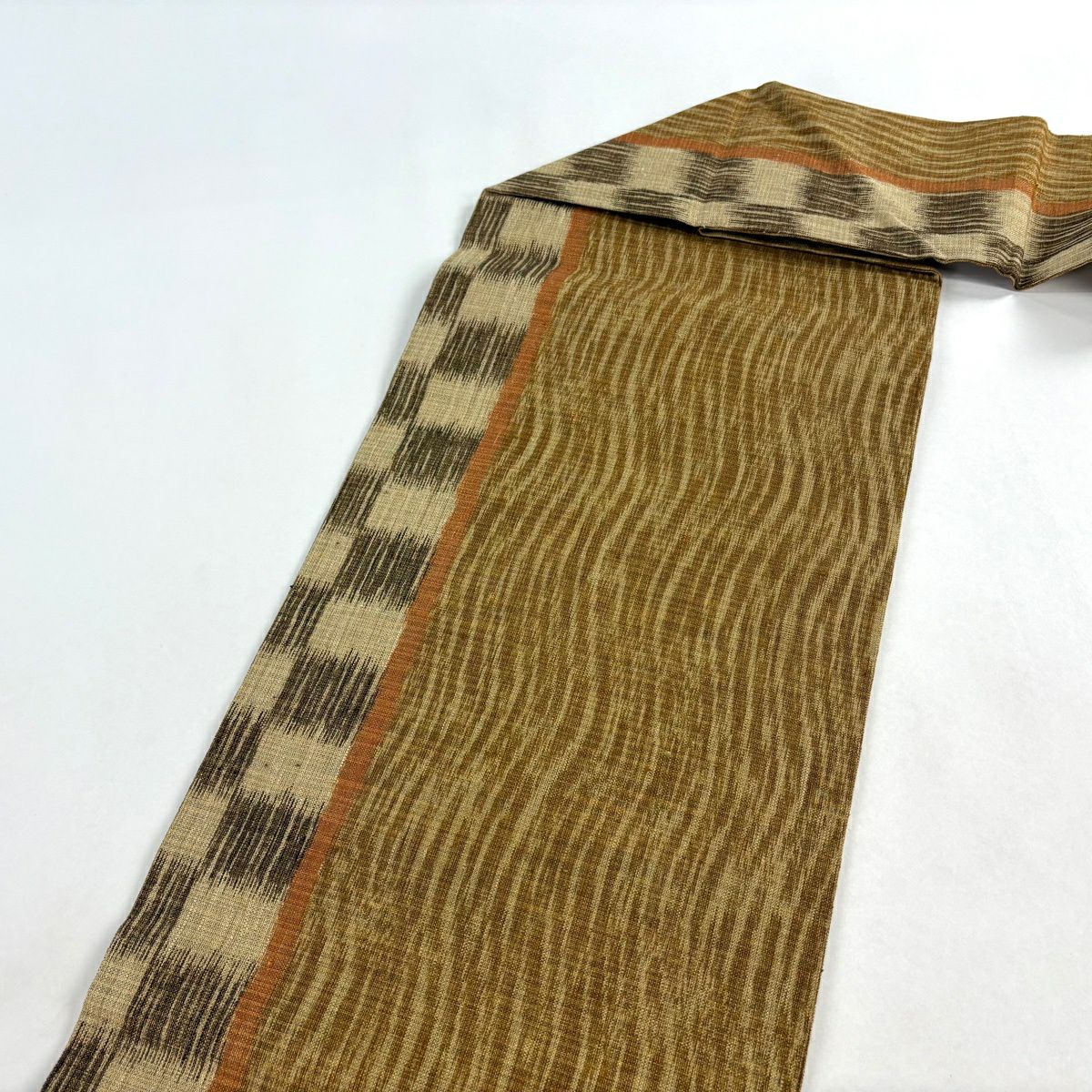 【美品】名古屋帶 秀品級 市松樹 よろけ縞 金糸 茶 純蠶絲