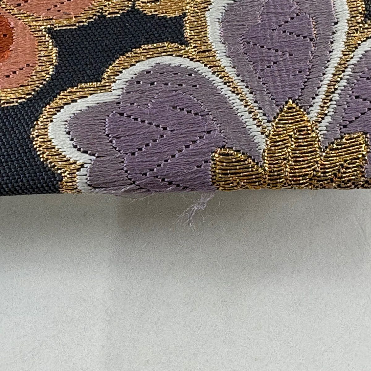 袋帶 秀品級 三色染 振袖禮服禮服用 華紋 草花紋紋 唐織 金金箔 紅 六通 純蠶絲