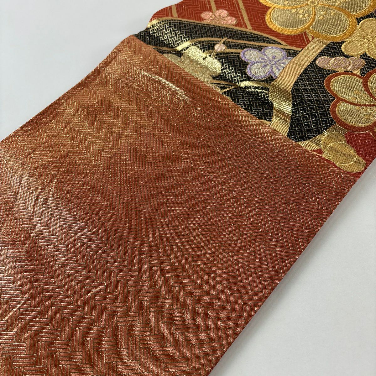 【美品】 袋帶 優品級 振袖禮服禮服用 梅花 菱 金絲 金金箔 朱紅 六通 純蠶絲
