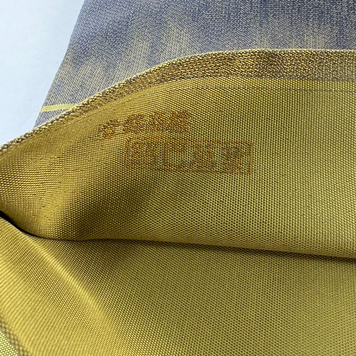 【美品】 袋帶 秀品級 落款あり 紹巴萬葉 幾何學圖案 灰紫 全通 純蠶絲