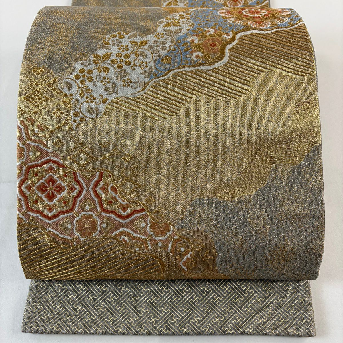 【美品】 袋帶 秀品級 華紋 七寶 金絲 金金箔 金色 六通 純蠶絲
