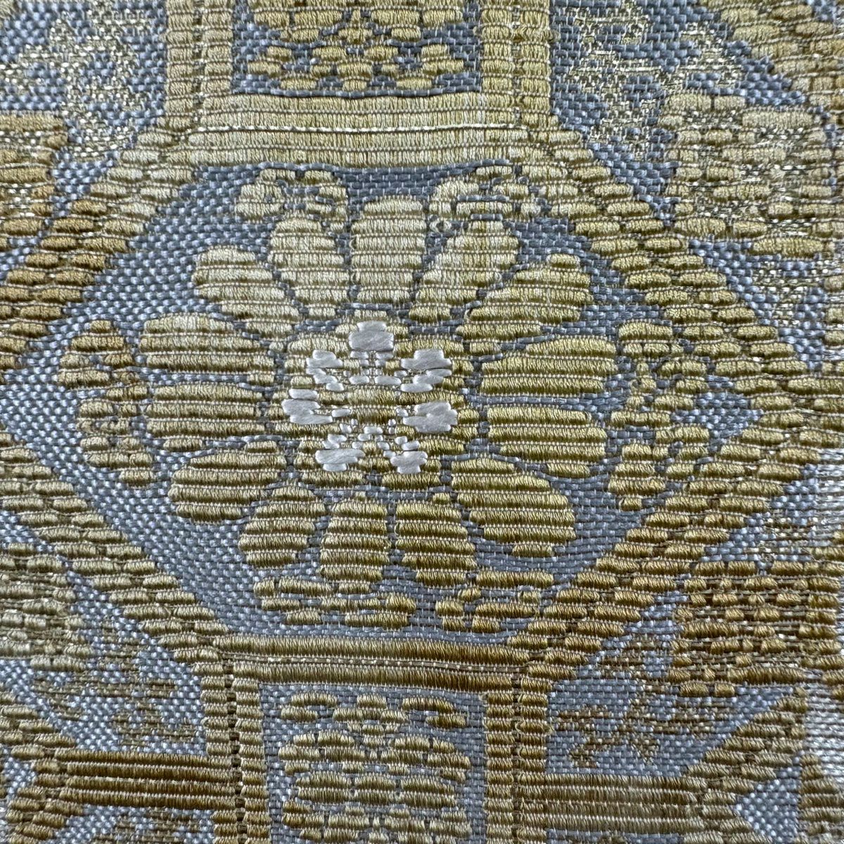 【美品】 袋帶 秀品級 華紋 麻葉 金金箔 米色 六通 純蠶絲