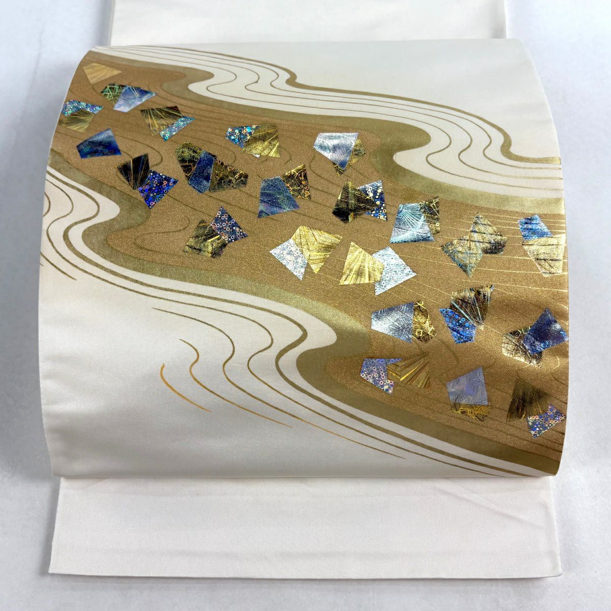 【美品】 袋帶 秀品級 證明書齊全 流水 金銀彩 金金箔 奶油色 大鼓圖案 純蠶絲