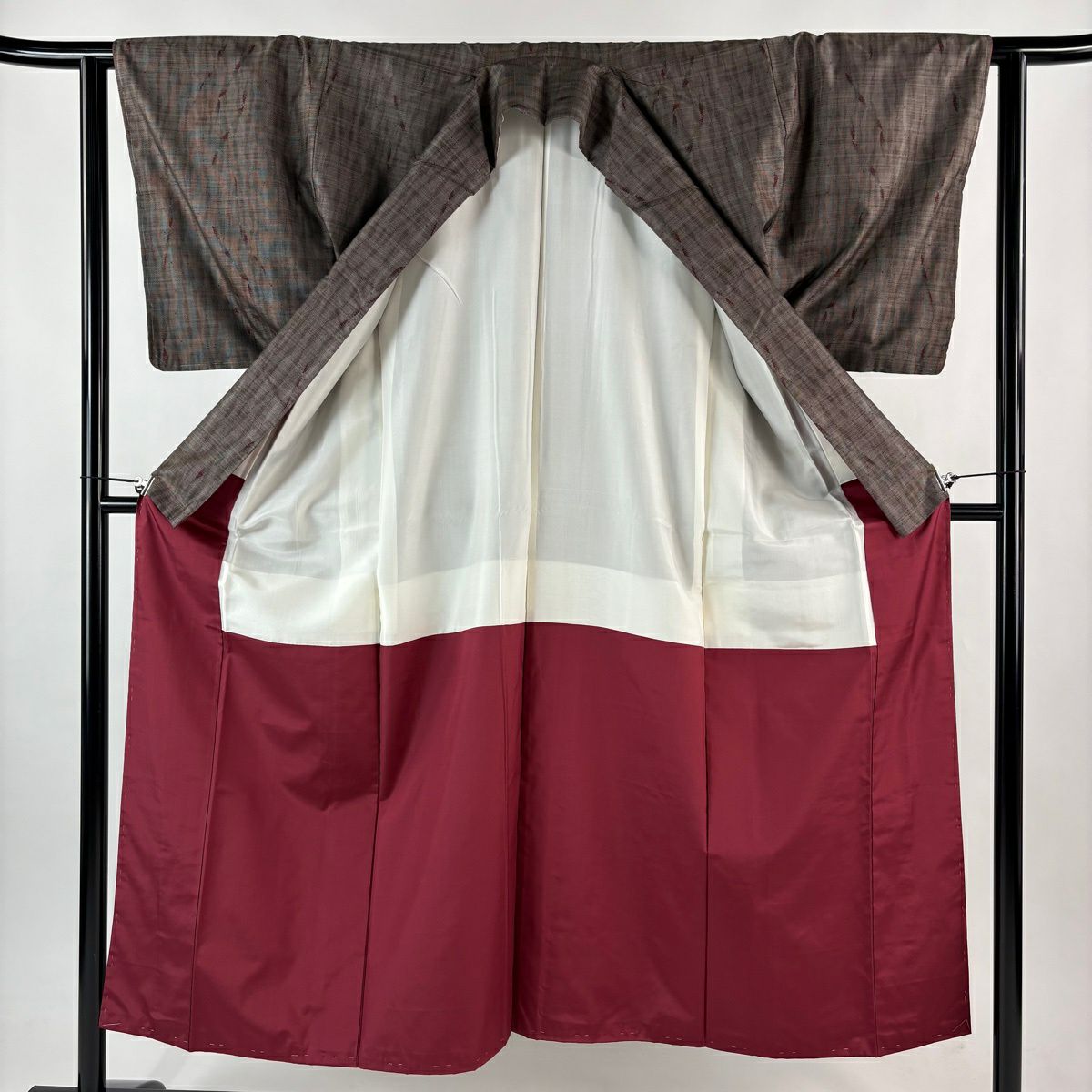 【美品】 大島紬織 身長150.5cm 袖長62cm S 雙層 證書附帶 幾何圖案 純泥染 焦茶 純蠶絲 優品級