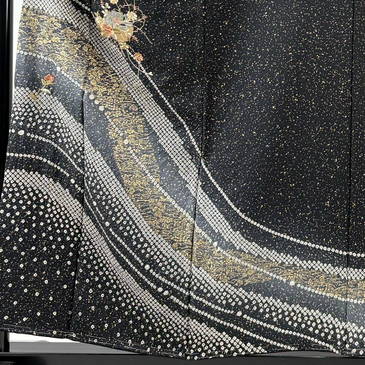 【美品】訪問服 身長158cm 袖長64cm M 雙層 雪輪 草花紋紋 刺繡 絞染 黑 純蠶絲 秀品級