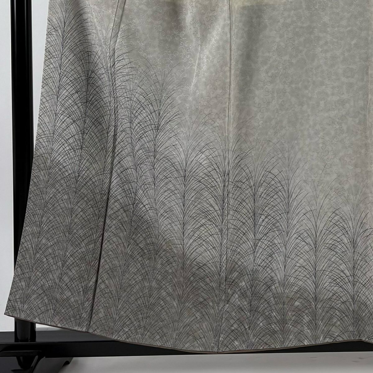 【美品】 付下 身長156.5cm 袖長62cm S 雙層 落款あり 葉紋 地紋 灰 純蠶絲 秀品級