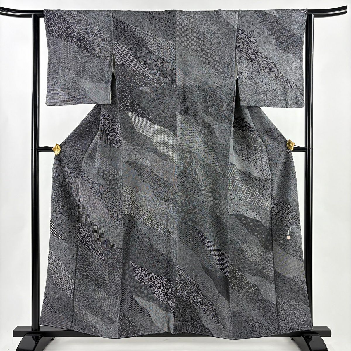 【美品】 江戶小紋 身長158.5cm 袖長62.5cm S 雙層 落款有 寄花圖 菊花花 絞織 黑色 純蠶絲 名品級
