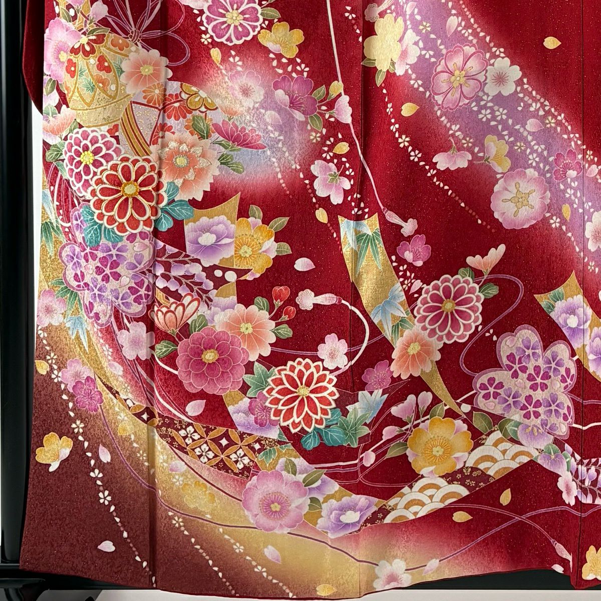 【美品】振袖禮服 身長160cm 袖長65cm M 雙層 手鞠 草花紋紋 金銀彩 刺繡 紅 純蠶絲 名品級