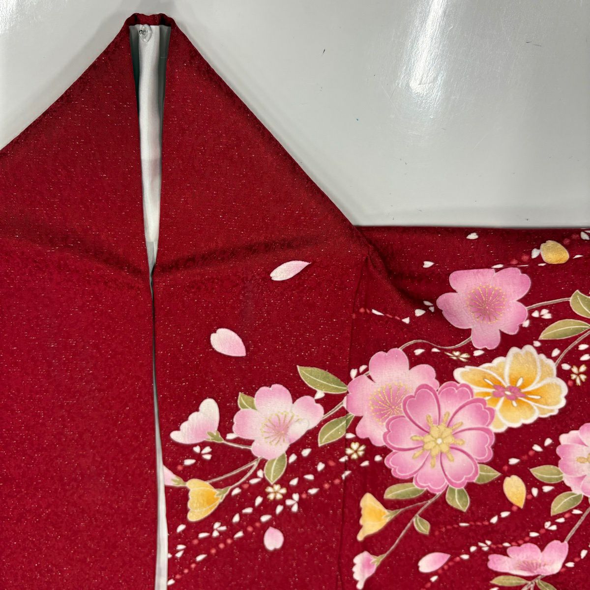 【美品】振袖禮服 身長160cm 袖長65cm M 雙層 手鞠 草花紋紋 金銀彩 刺繡 紅 純蠶絲 名品級