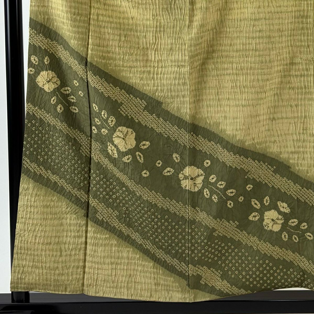 【美品】 付下 身長158.5cm 袖長63.5cm S 雙層 大島紬織地 梅花 幾何學 絞染 鶯色 純蠶絲 名品級