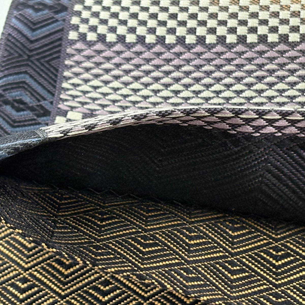 【美品】 袋帶 逸品級 縞 入子菱 金金箔 濃紫 六通 純蠶絲