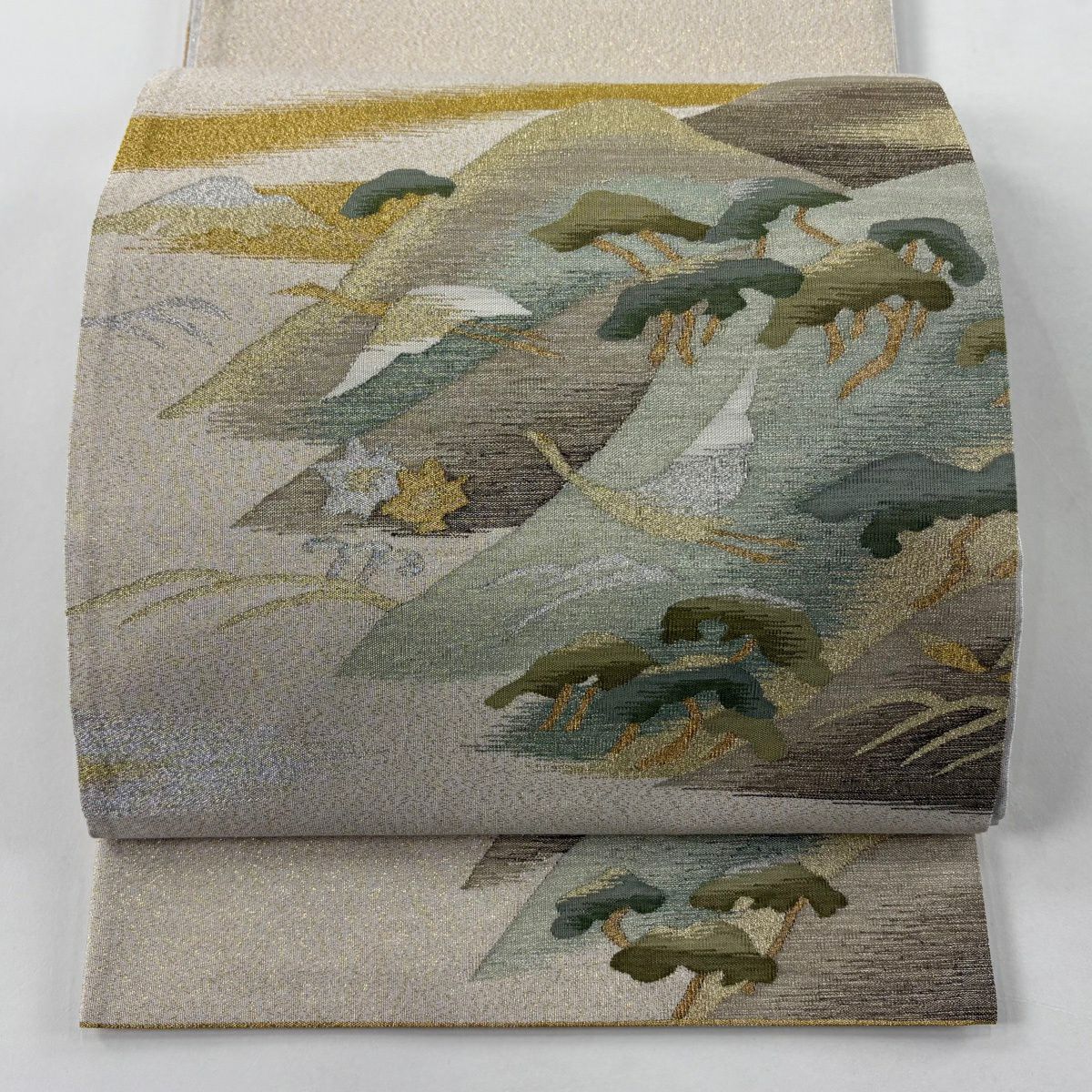 【美品】 袋帶 逸品級 雙面 山脈 樹木 金銀線 米色 大鼓圖案 純蠶絲