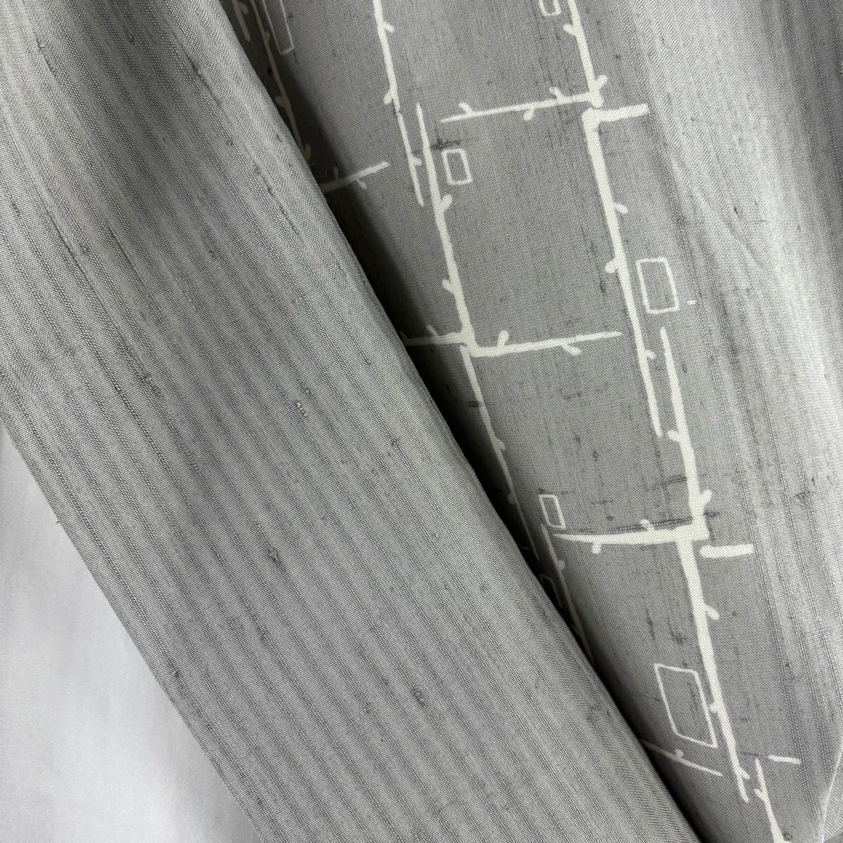 【美品】 小紋 身長161cm 袖長64.5cm M 雙層 名古屋帶套裝 紬織織 幾何學條紋 灰色 純蠶絲 優品級