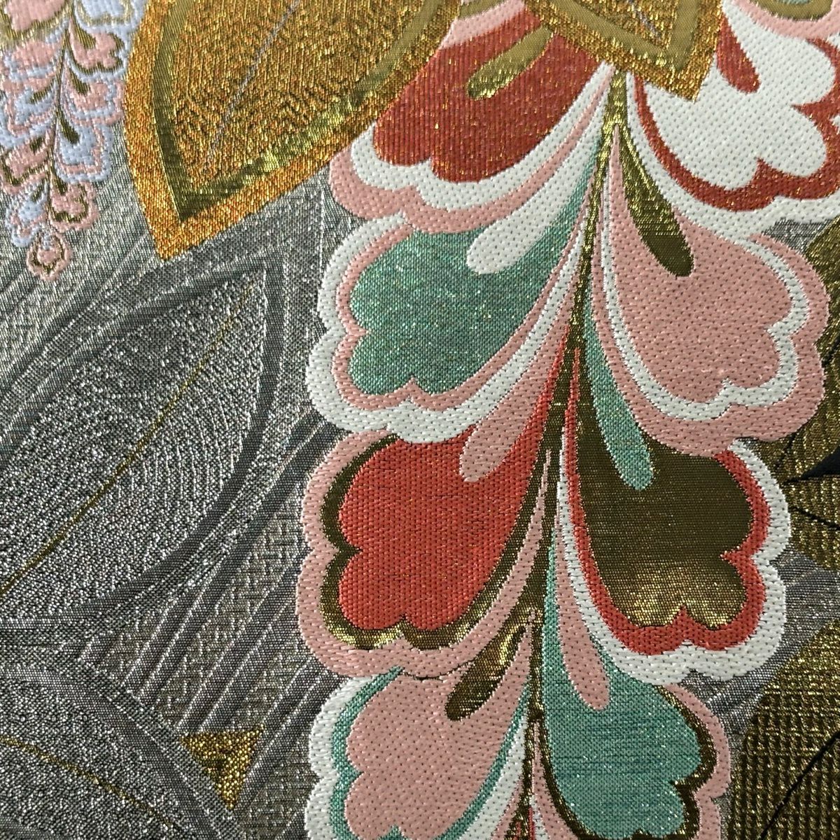 【美品】 袋帶 秀品級 振袖禮服禮服用 藤葉紋 金金箔 銀色 全通 純蠶絲