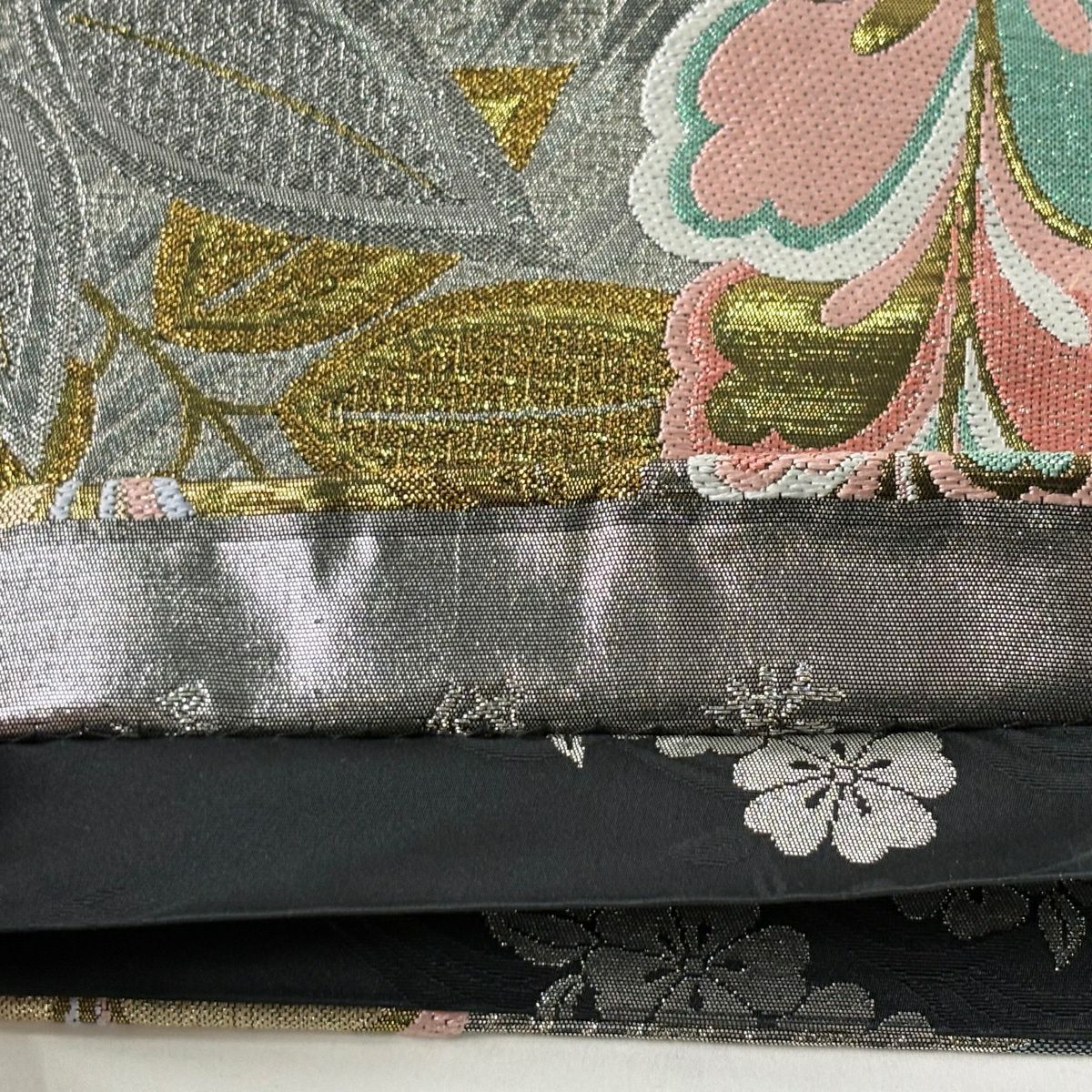 【美品】 袋帶 秀品級 振袖禮服禮服用 藤葉紋 金金箔 銀色 全通 純蠶絲