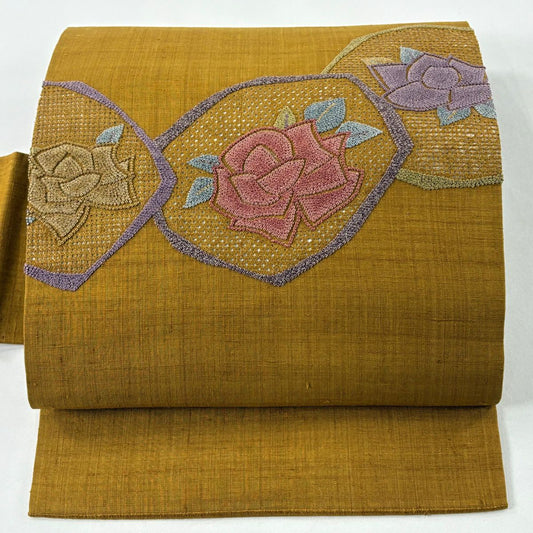 【美品】 名古屋帶 秀品級 關西仕立 單層 薔薇 刺繡 山吹茶 純蠶絲