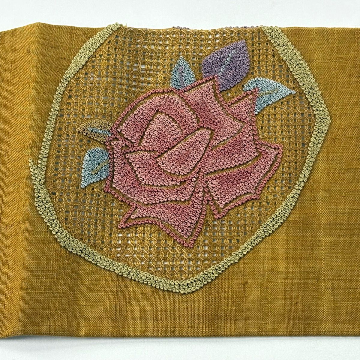 【美品】 名古屋帶 秀品級 關西仕立 單層 薔薇 刺繡 山吹茶 純蠶絲