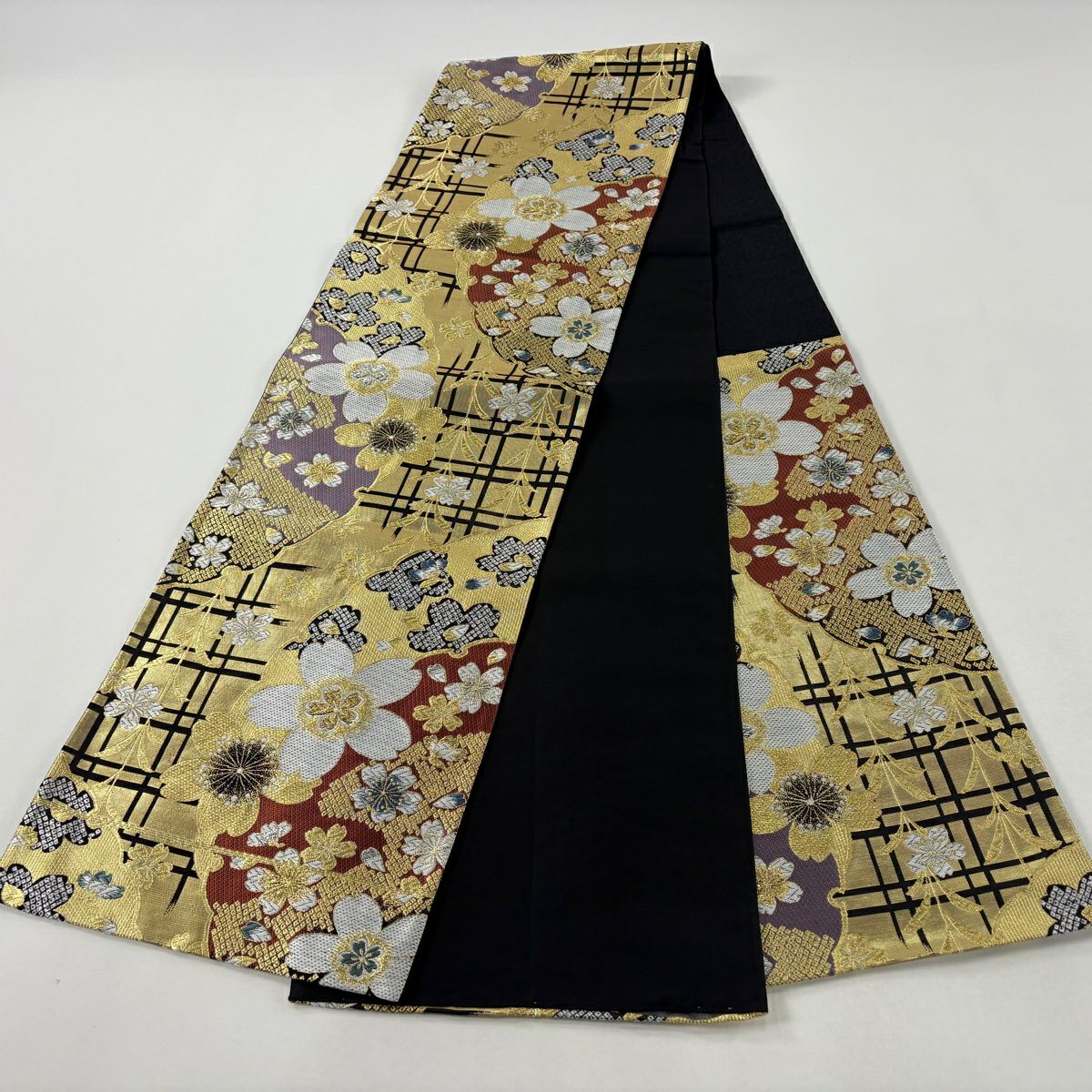 【美品】 袋帶 優品級 振袖禮服禮服用 櫻花 雪輪 金金箔 金銀彩 金色 六通 純蠶絲
