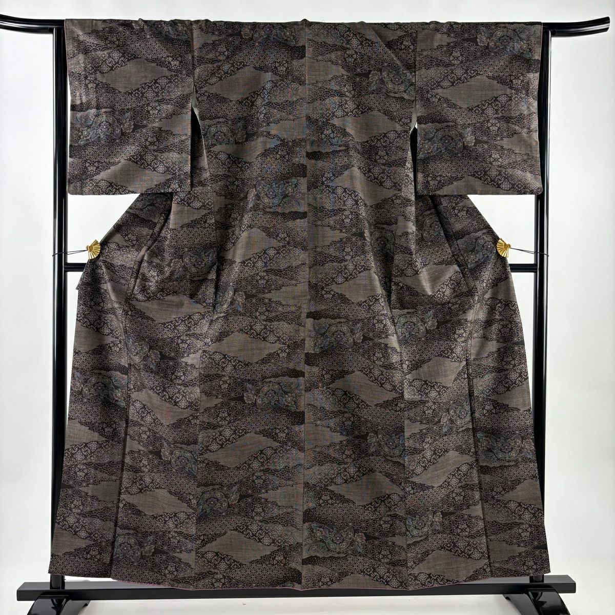 【美品】 紬織 身長158cm 袖長65.5cm M 雙層 草花紋紋 幾何學 焦茶 純蠶絲 名品級