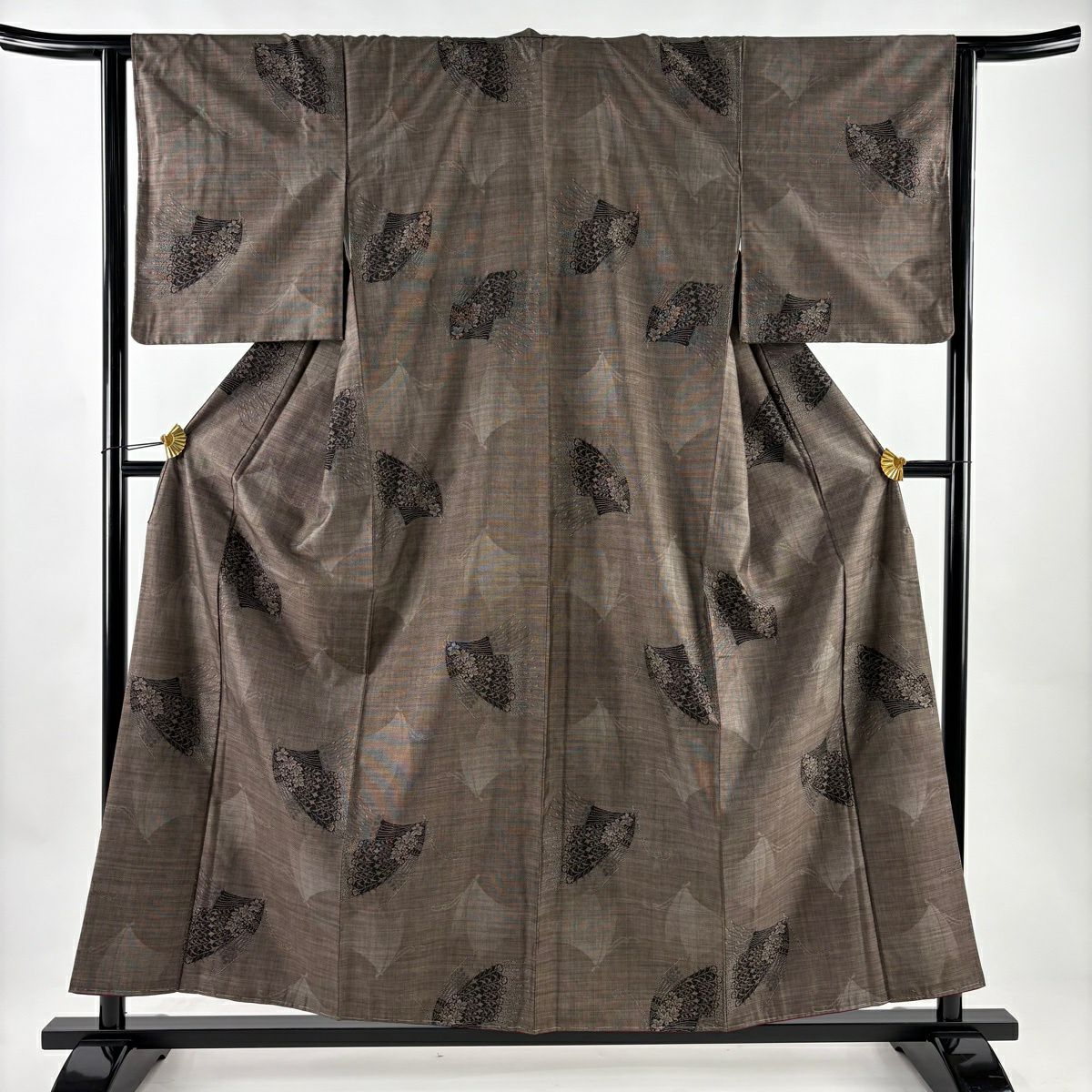 【美品】 大島紬織 身長157.5cm 袖長63.5cm S 雙層 純泥染 證書あり 蝶 焦茶 正蠶絲 名品級