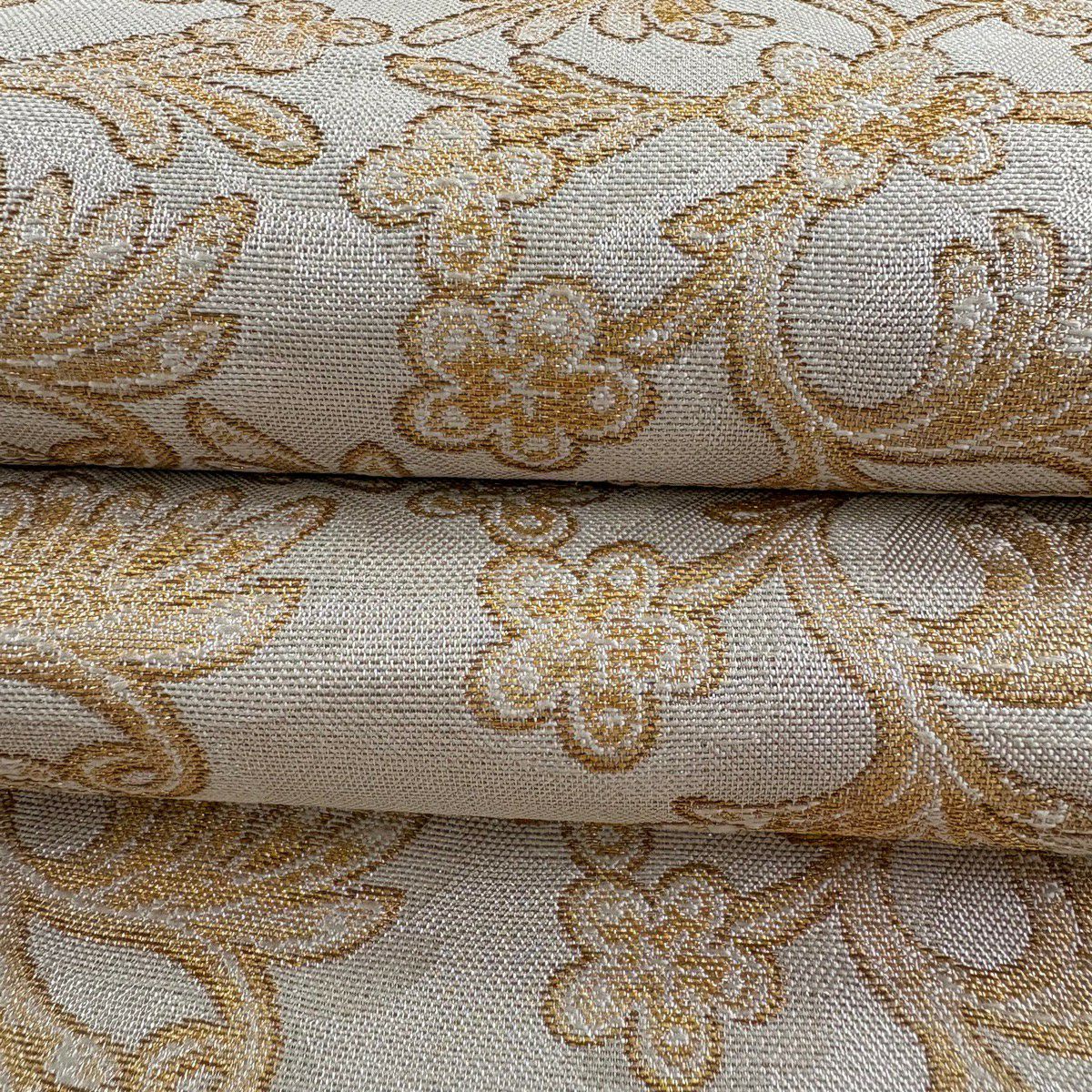 【美品】 袋帶 逸品級 附有落款 渡邊雪三郎 草花紋紋 金銀彩 金金箔 灰色 六通 純蠶絲