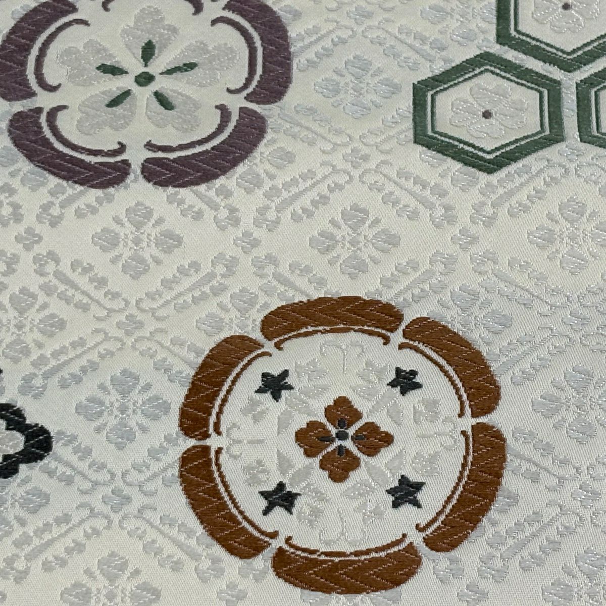 【美品】 袋帶 逸品級 菊花花 刺繡 奶油 六通 純蠶絲
