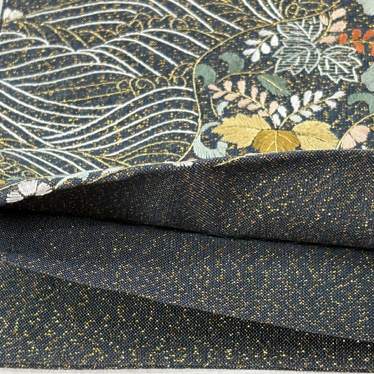 【美品】 袋帶 逸品級 花蝶 鳥 刺繡 金銀彩 墨 深藍色 お太鼓柄 純蠶絲