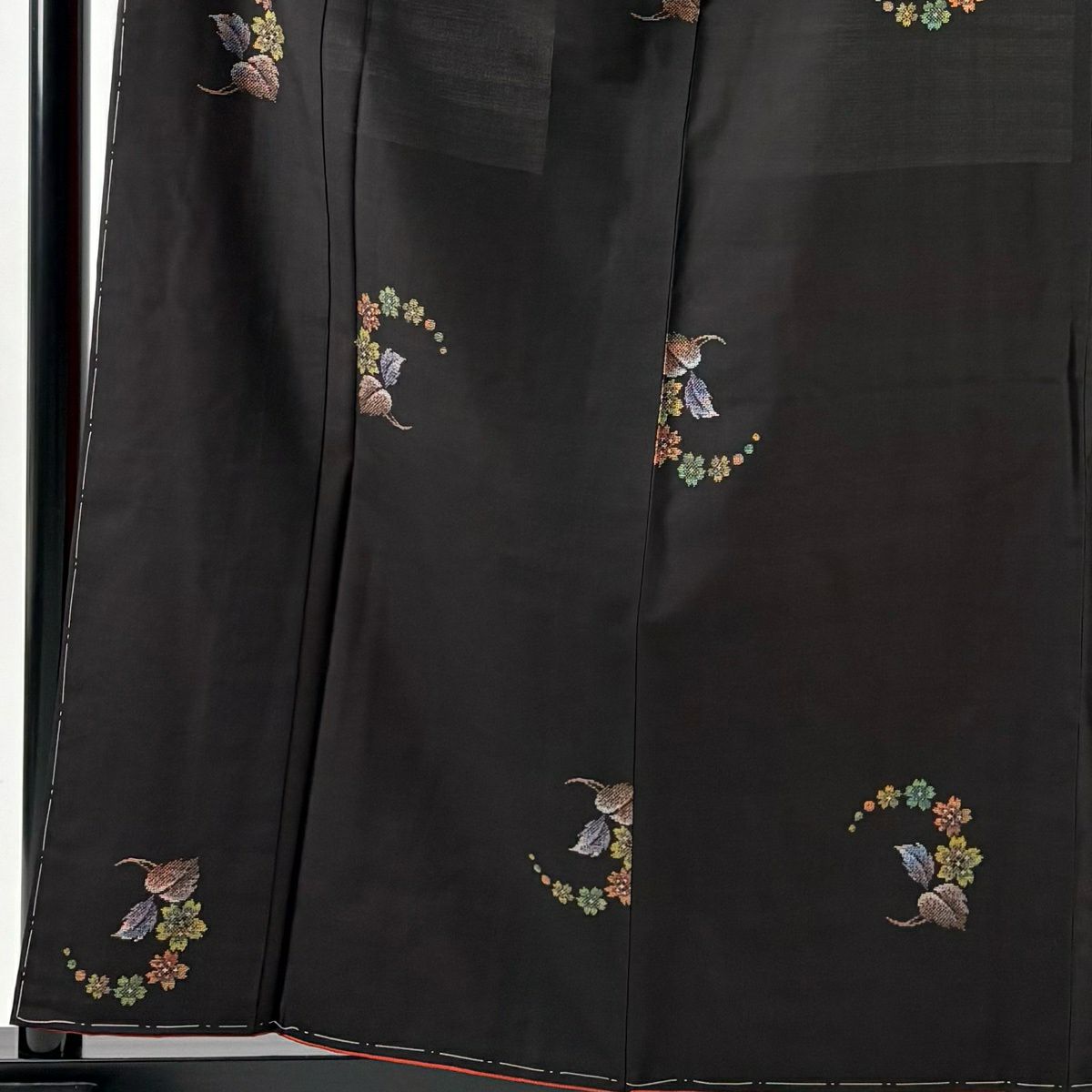 【美品】 大島紬織 身長160.5cm 袖長66.5cm M 雙層 證書齊全 櫻花 葉紋 純泥染 焦茶 正蠶絲 名品級