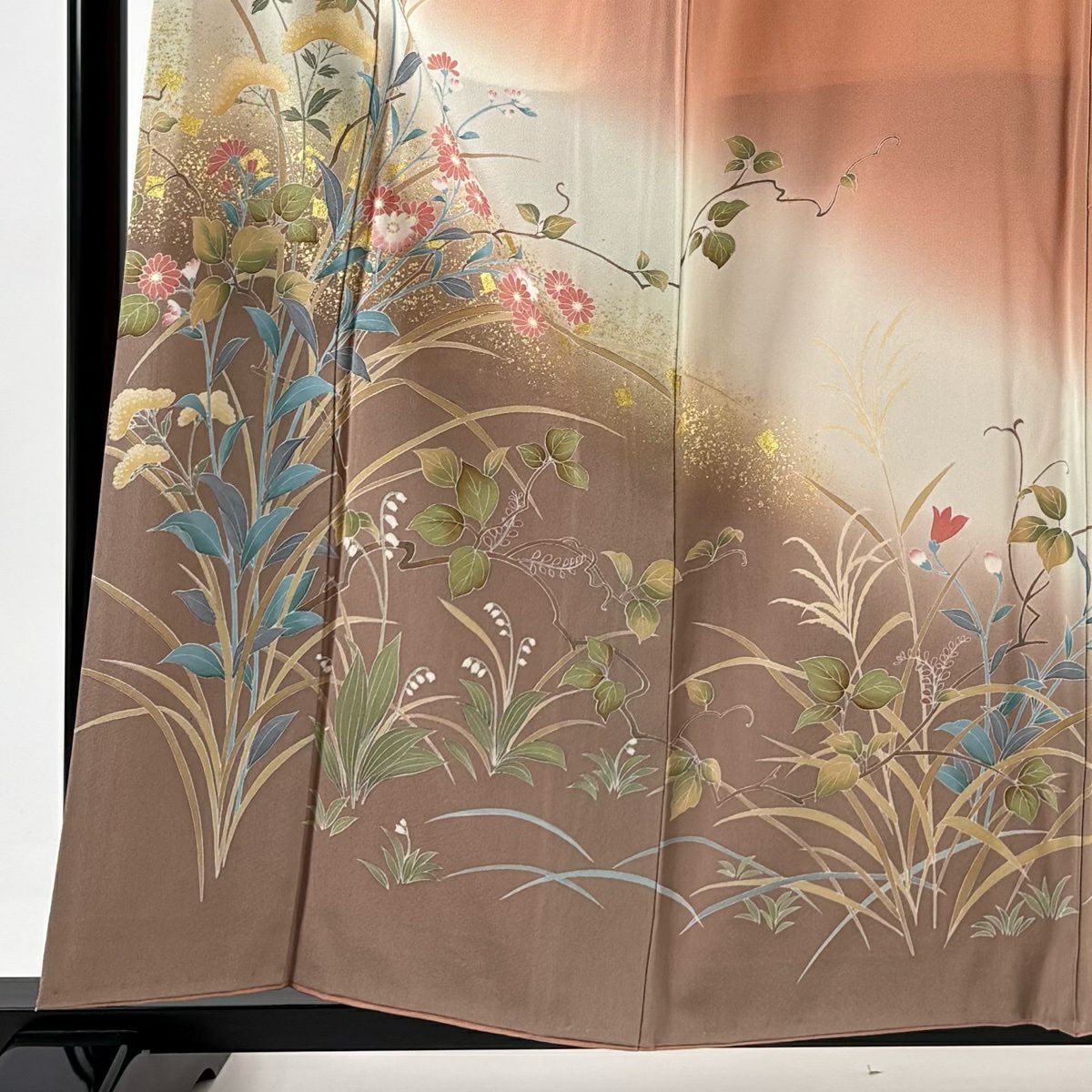 訪問服 身長158cm 袖長63.5cm S 雙層 落款 草花紋紋 芝 金銀彩 染分 粉米色 純蠶絲 名品級