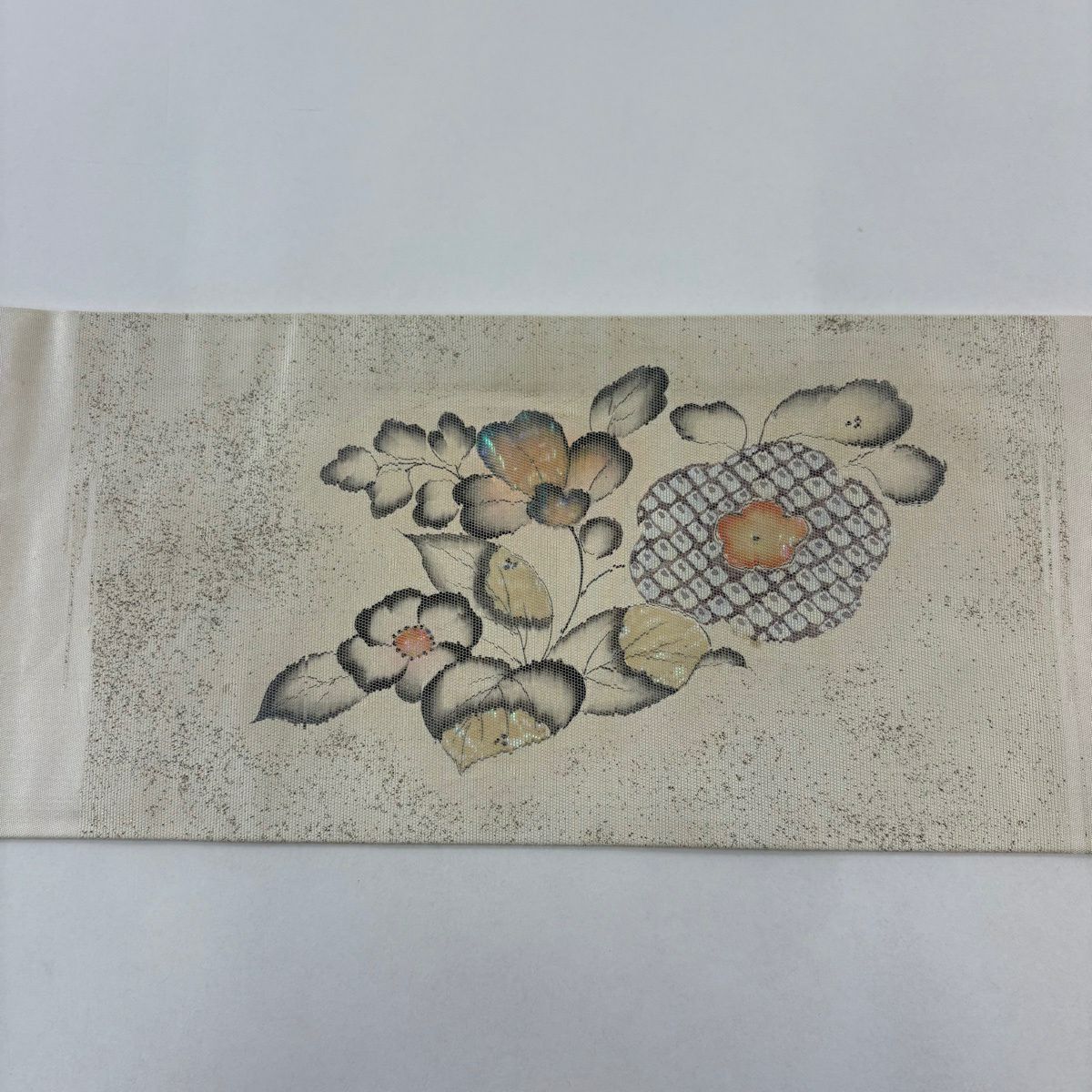 名古屋帶 秀品級 草花紋紋 螺鈿 金銀彩 米色 純蠶絲