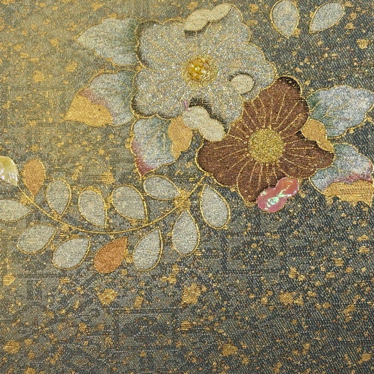 【美品】 袋帶 秀品級 草花紋紋 螺鈿 金銀彩 金色 大鼓圖案 純蠶絲