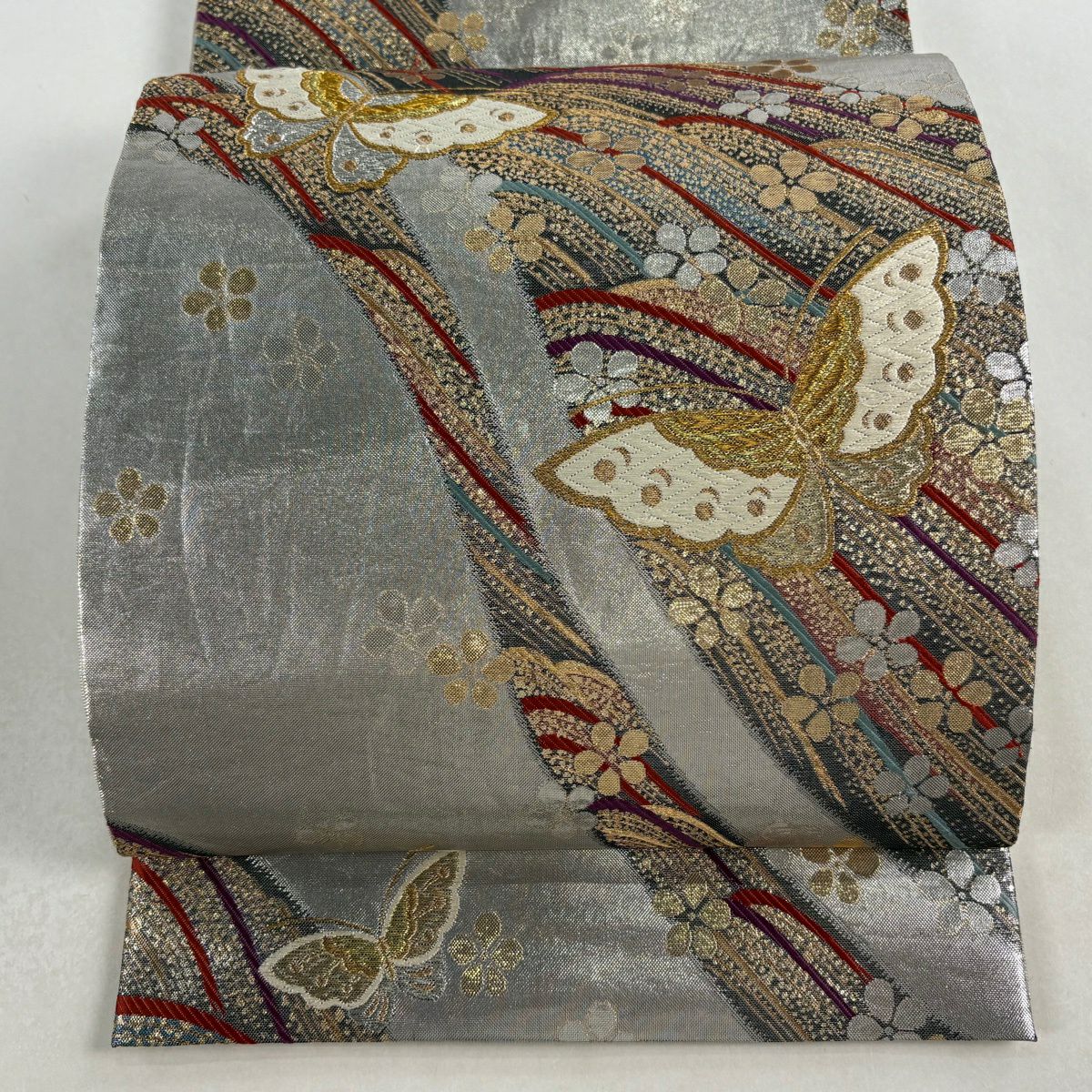 【美品】 袋帶 秀品級 蝶 波 金金箔 唐織 銀 六通 純蠶絲