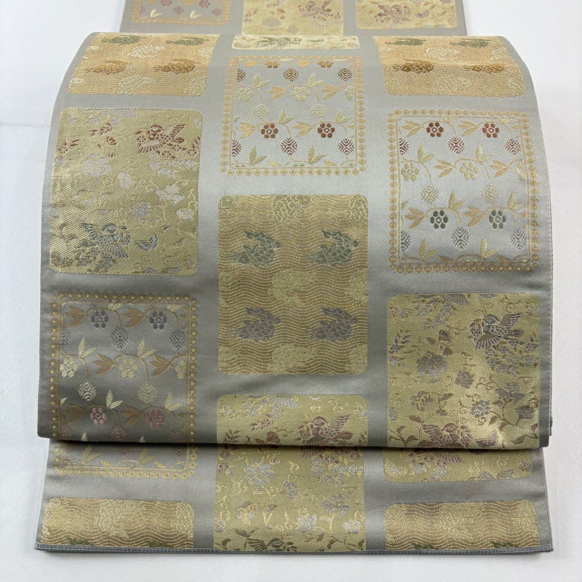 【美品】 袋帶 名品級 金金箔屋清兵衛 有落款 錦織 笹蔓 花鳥 金金箔 灰色 六通 純蠶絲