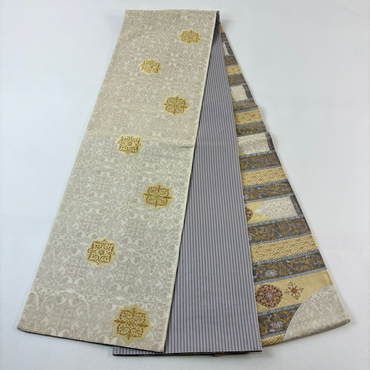 【美品】 袋帶 名品級 證書齊全 透影織 葡萄唐草紋華紋 金絲 奶油色 大鼓圖案 純蠶絲