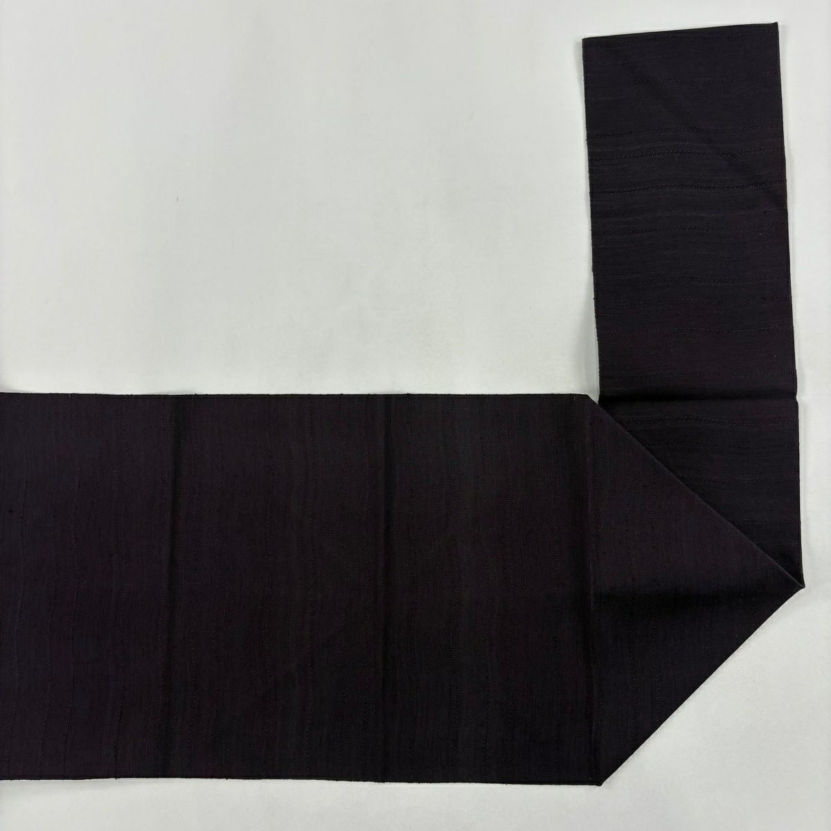 【美品】 名古屋帶 秀品級 八寸名古屋帶 松樹葉裁縫 菱 縞 金銀彩 濃紫 純蠶絲