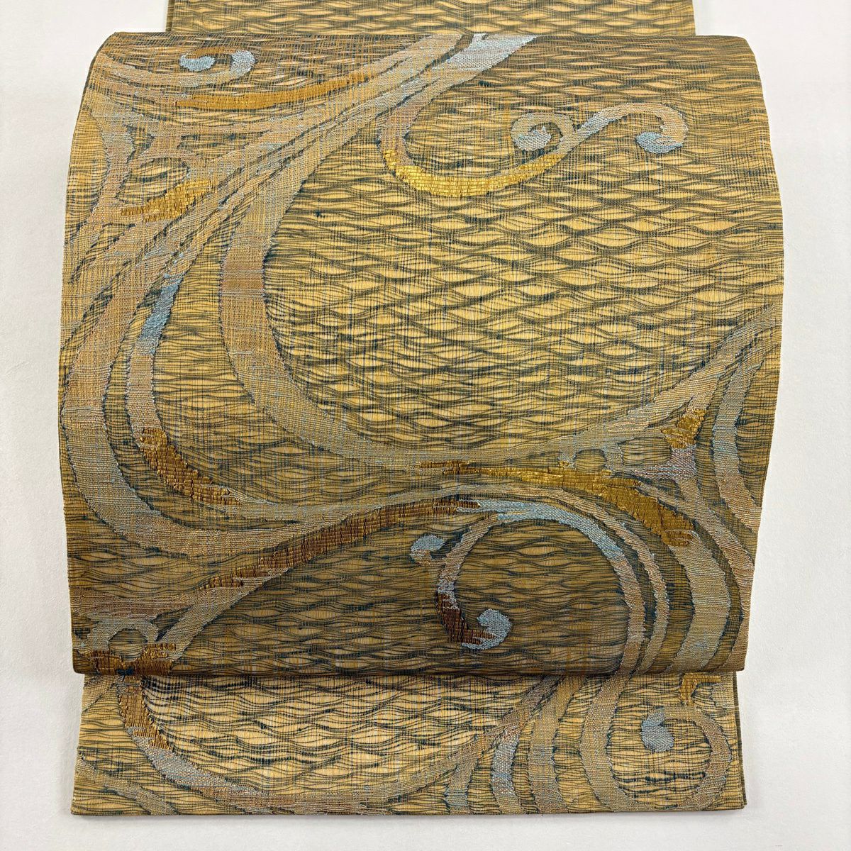 【美品】 袋帶 秀品級 波頭 金金箔 淡黃土色 六通 純蠶絲