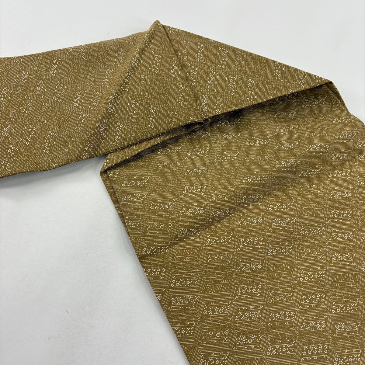 【美品】 名古屋帶 秀品級 花 冊子 茶綠 純蠶絲