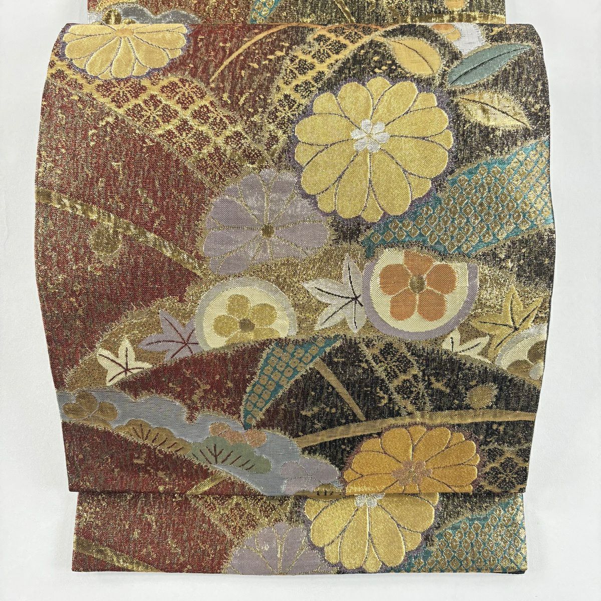 【美品】 袋帶 秀品級 雪芝 草花紋 金金箔 紅 六通 純蠶絲