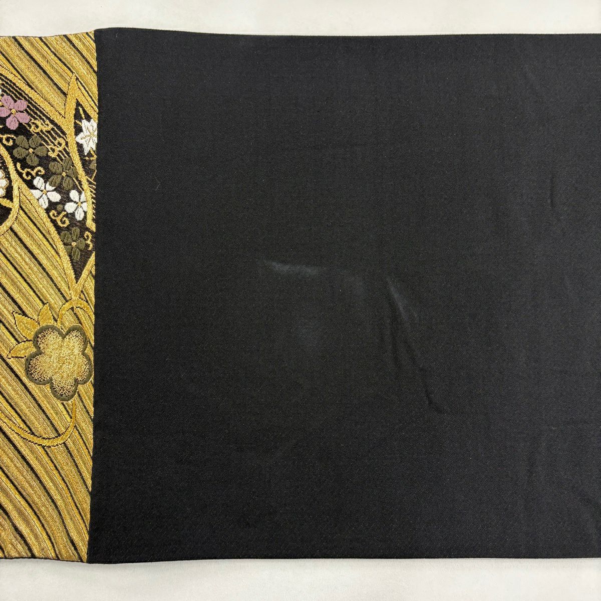 【美品】 袋帶 秀品級 束帶熨斗紋 草花紋 金銀彩 刺繡 金 六通 純蠶絲