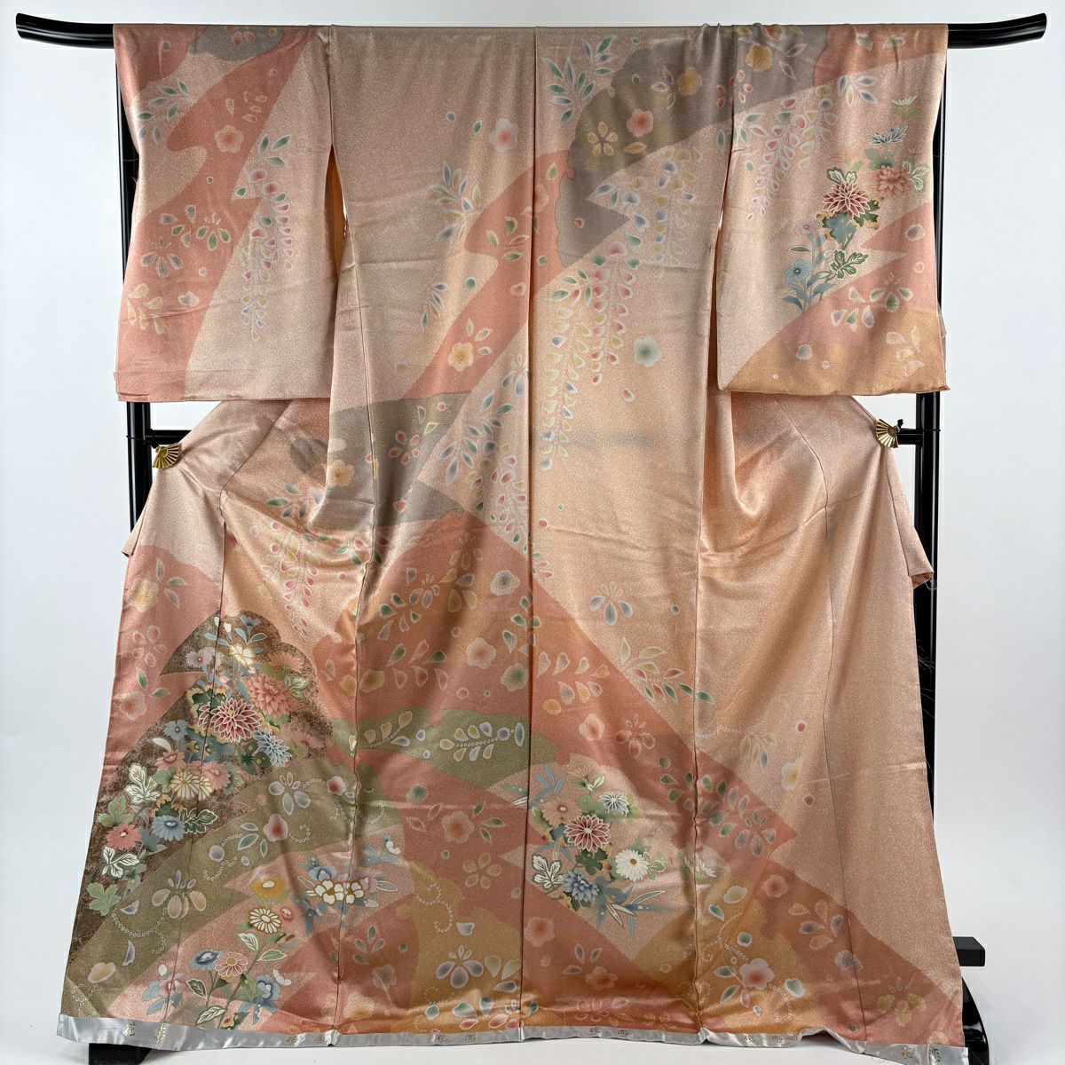 訪問服 身長175.5cm 袖長68.5cm 未仕立 雜花圖案 菊花花 雪輪 金銀彩 粉紅 純蠶絲 優品級