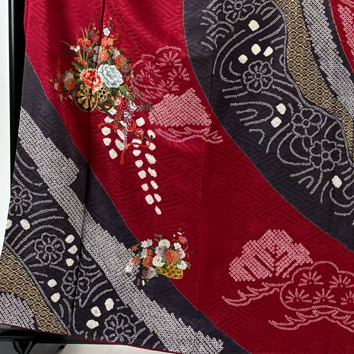 振袖禮服 身長160cm 袖長65cm M 雙層 辻花染 松樹 絞染 刺繡 紅 純蠶絲 秀品級