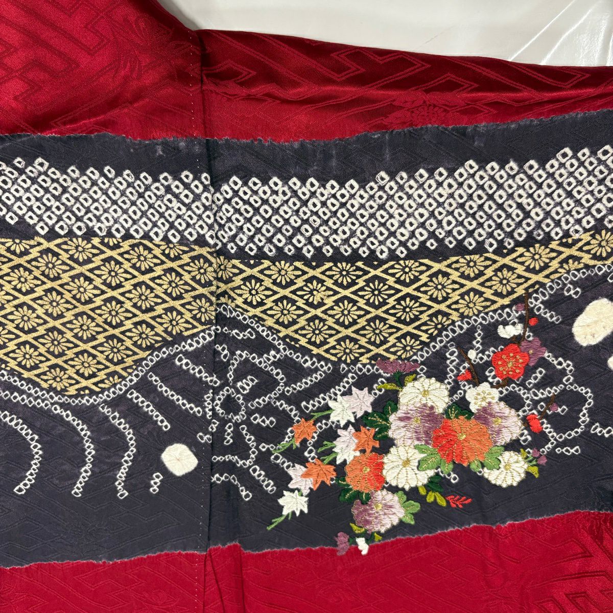 振袖禮服 身長160cm 袖長65cm M 雙層 辻花染 松樹 絞染 刺繡 紅 純蠶絲 秀品級