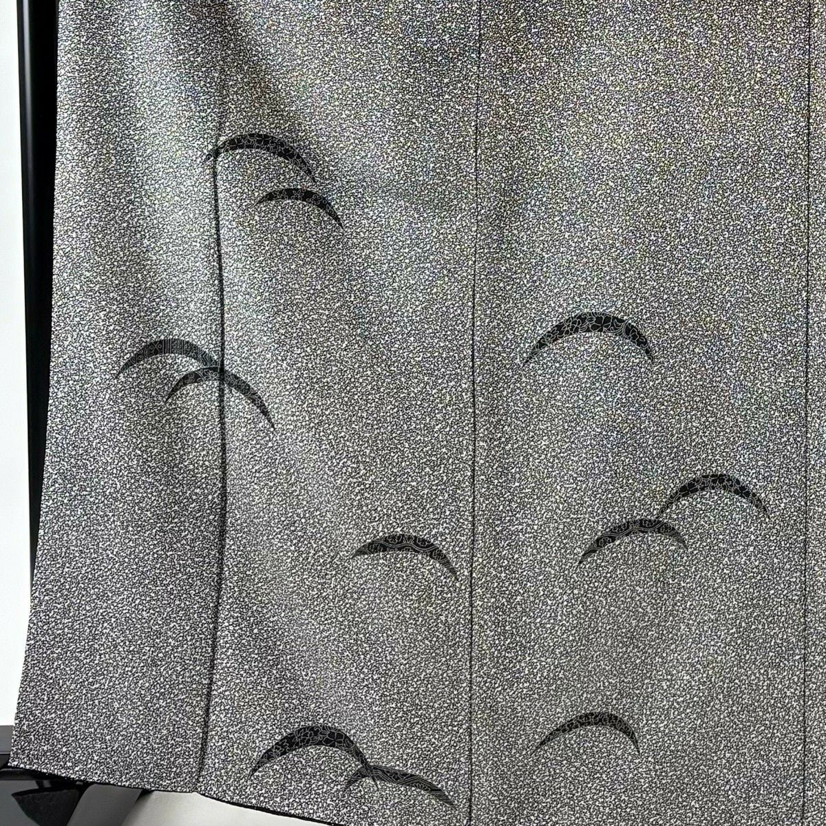【美品】 付下 身長163cm 袖長65cm M 雙層 落款あり 芝 草花紋紋 金銀彩 黑灰 純蠶絲 秀品級