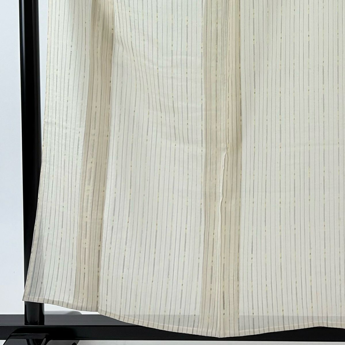 【美品】 小紋 身長158cm 袖長64.5cm M 薄物 縱條紋 米色 純蠶絲 秀品級