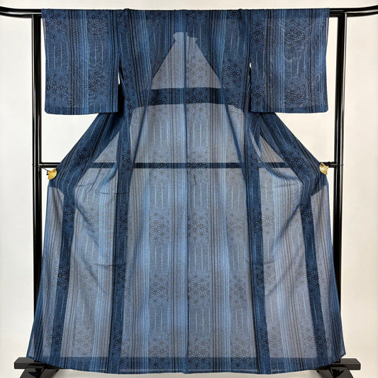 【美品】 小紋 身長160cm 袖長63cm S 薄物 絽 麻葉紋 縞 深藍 純蠶絲 秀品級
