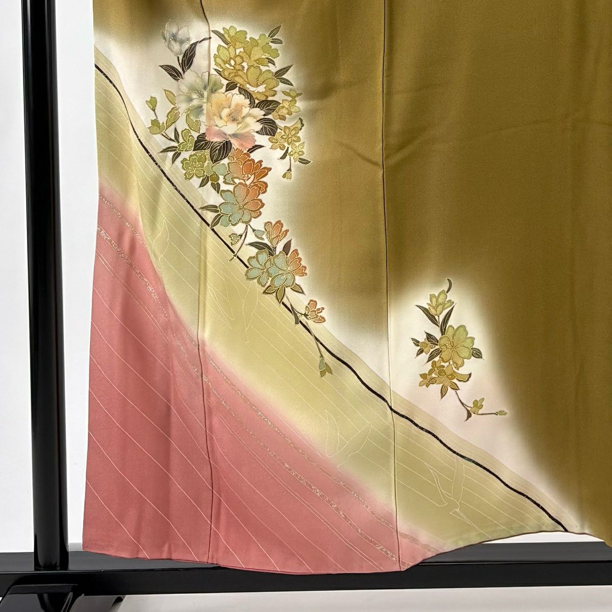 付下 身長157cm 袖長66cm M 雙層 枝花 斜紋 金銀彩 染分 鶯色 純蠶絲 秀品級