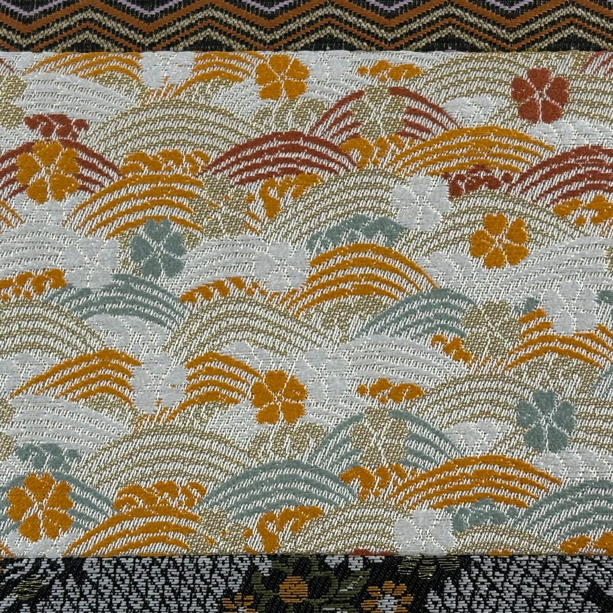 【美品】 袋帶 名品級 草花紋紋 波紋 刺繡 金線 紅茶 六通 純蠶絲