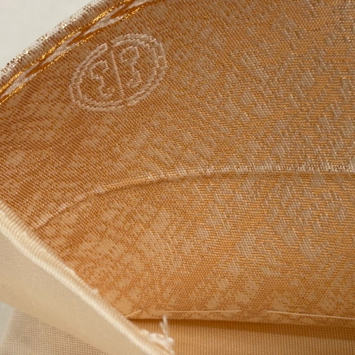 【美品】 袋帶 逸品級 川島織物 落款あり 北斗錦 幾何學 金金箔 淺橙 六通 純蠶絲