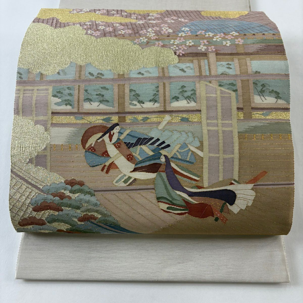 【美品】 袋帶 逸品級 御所風景 人物 金絲 綴織 薄小豆 お太鼓柄 純蠶絲